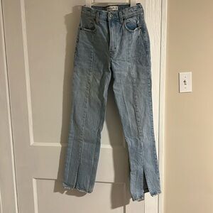 Abercrombie 90’s Straight Ultra High Rise